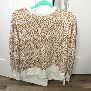 Leopard pullover